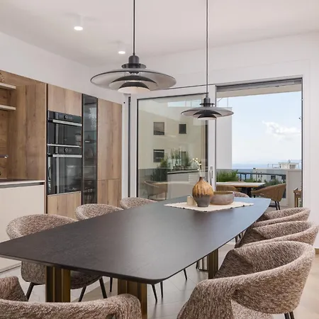 Apartman Azure Pine *