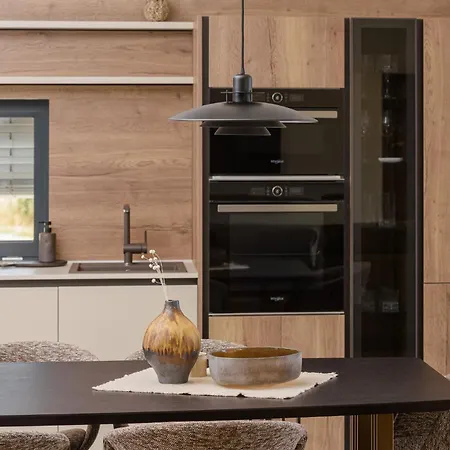 Azure Pine Apartman